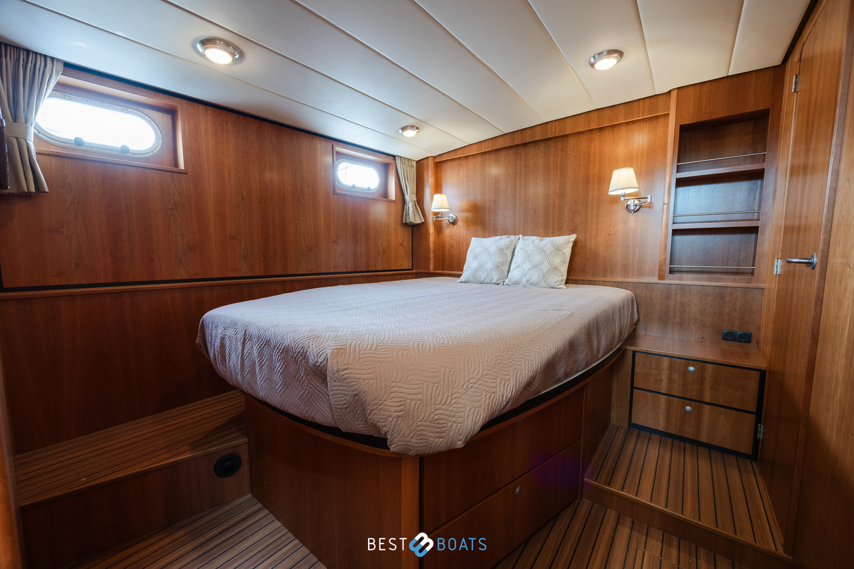 foto: 25 Linssen Grand Sturdy 43.9 AC