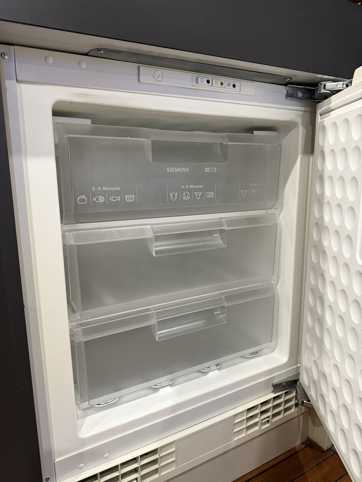 foto: 16 Ex-Patrouille Vaartuig Varend Woonschip