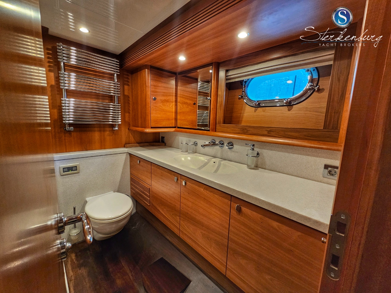 foto: 31 Valk Continental II 2300 ALU-IPS