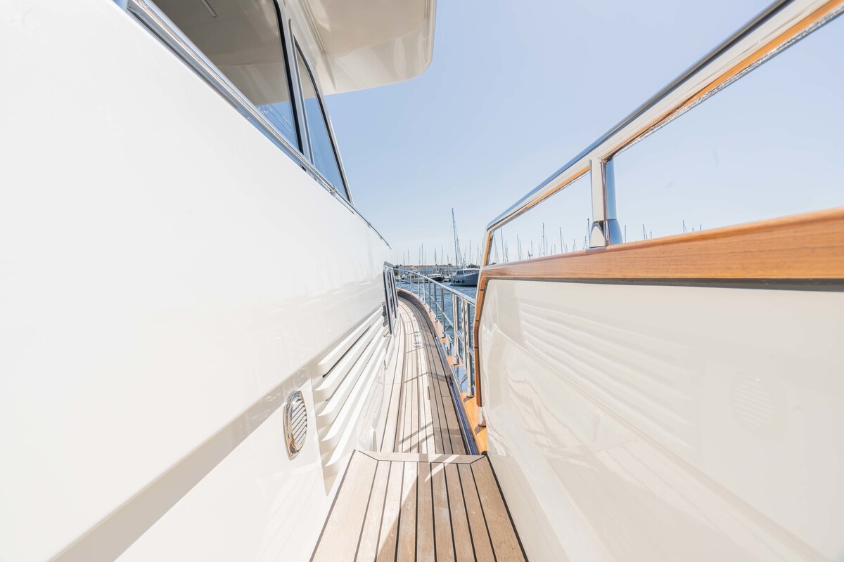 foto: 81 Linssen Grand Sturdy 590 AC Wheelhouse L-Class