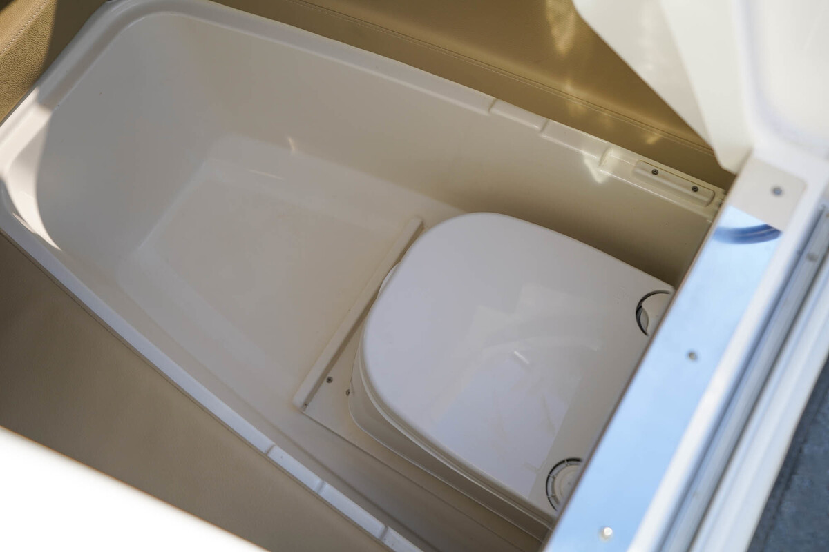 foto: 22 Sea Ray Sun Sport 230