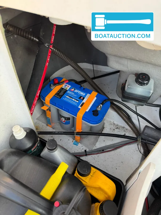 foto: 23 Triton 225 Cuddy