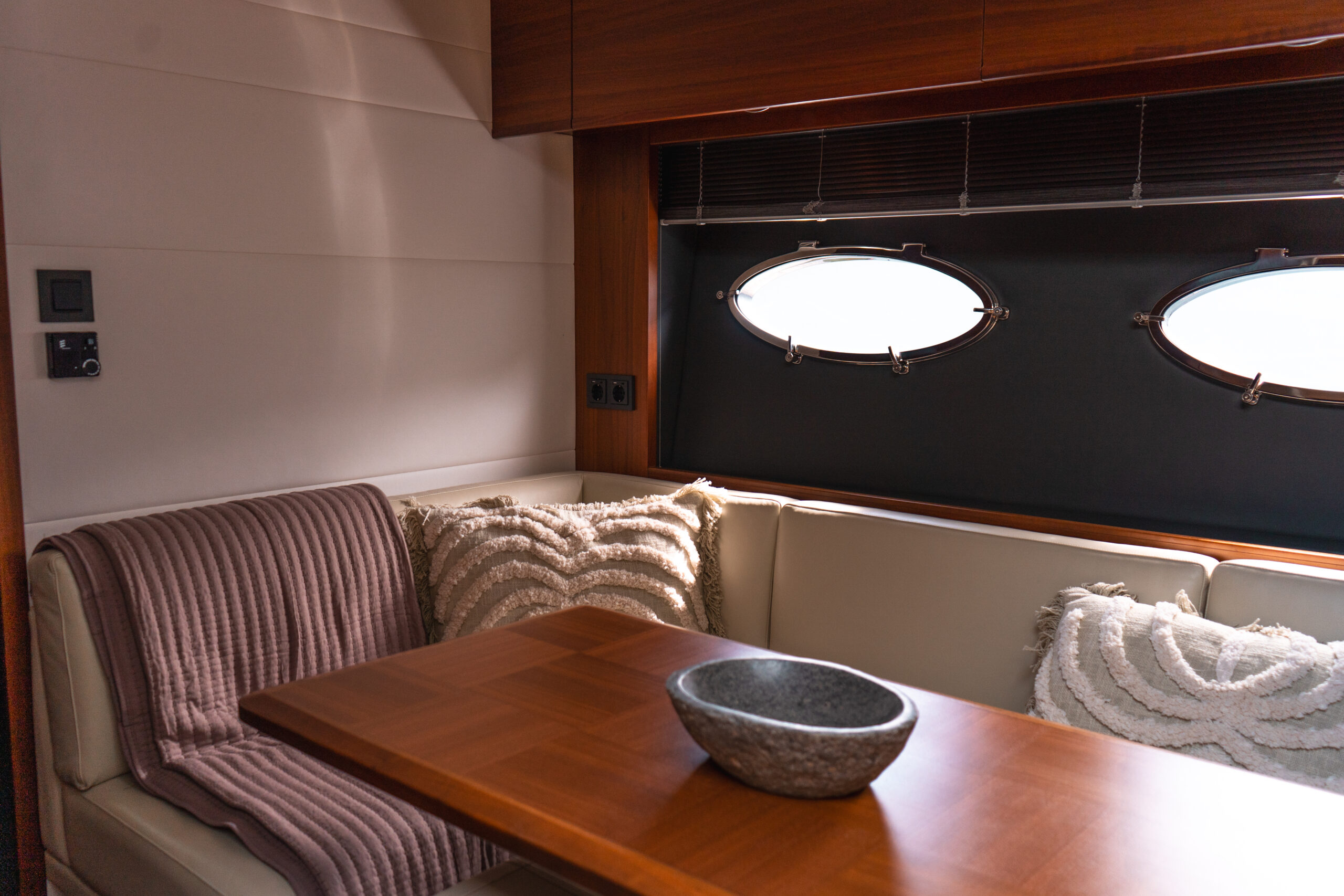 foto: 10 Princess V48