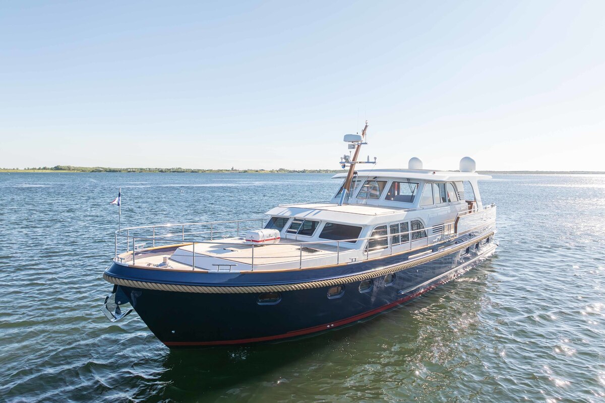 foto: 82 Linssen Grand Sturdy 590 AC Wheelhouse L-Class