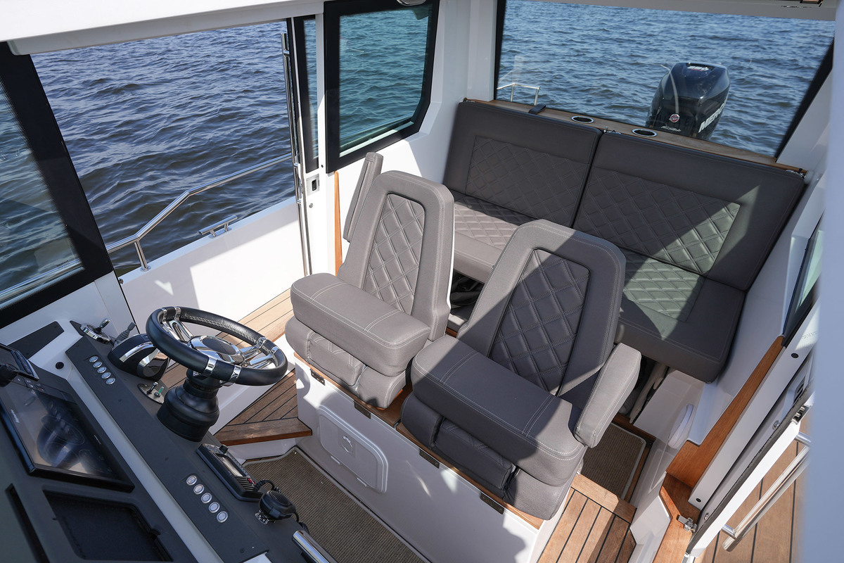 foto: 23 Axopar 28 Cabin