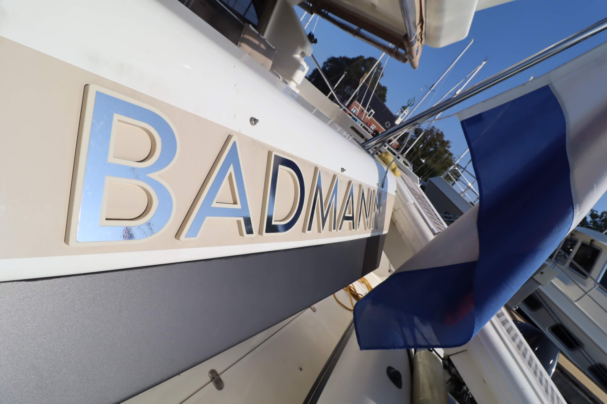 foto: 13 Ferretti Yachts 530