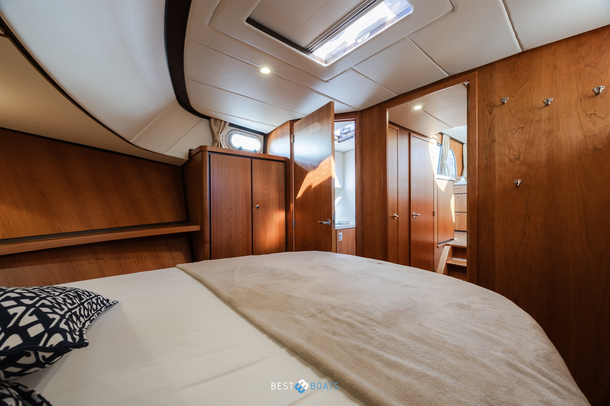 foto: 17 Linssen Grand Sturdy 43.9 AC