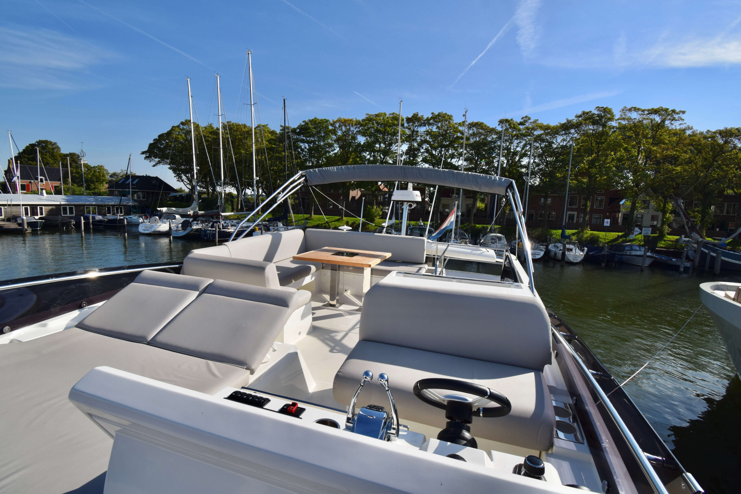 foto: 15 Prestige 590 Flybridge #19