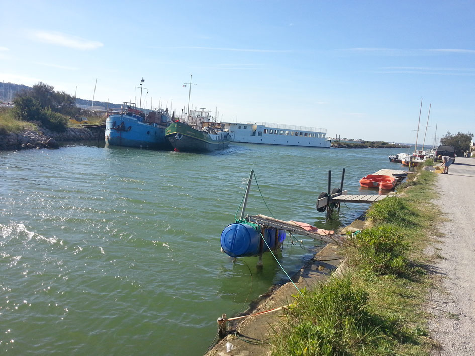 foto: 33 Katwijker 26.13 Varend Woonschip met CBB