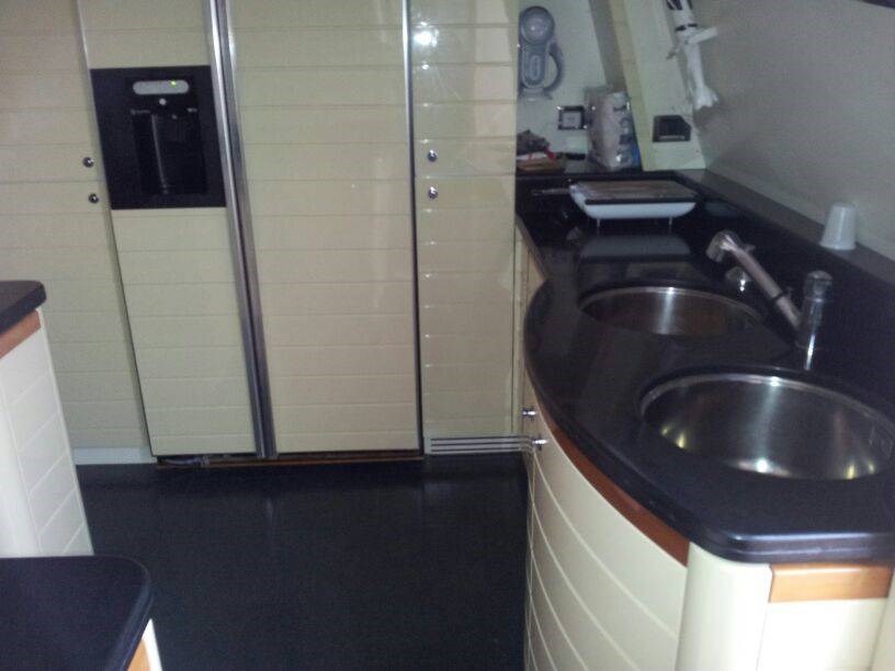 foto: 6 Ferretti  880