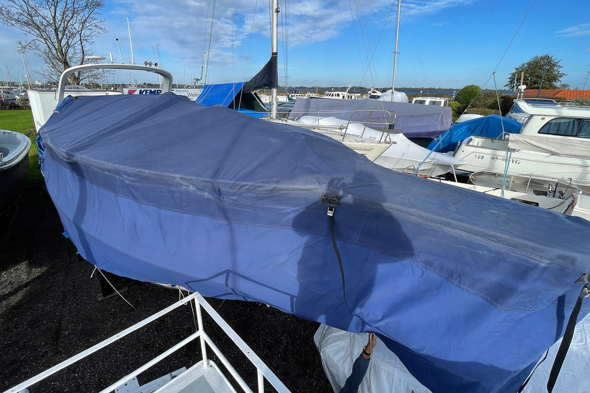 foto: 14 Maxum 3300 SCR