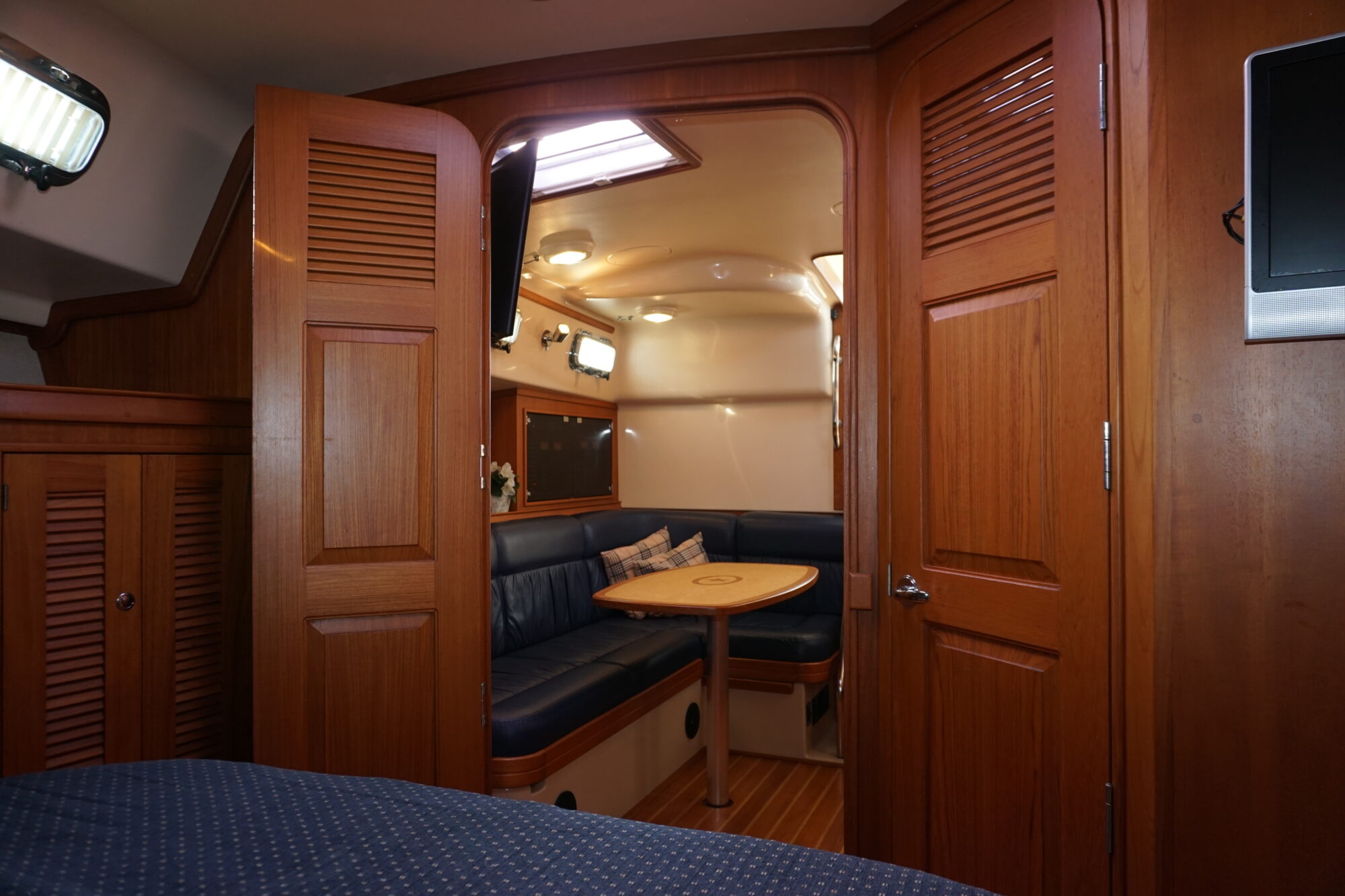 foto: 38 Island Packet Island Packet Craft 360 Express
