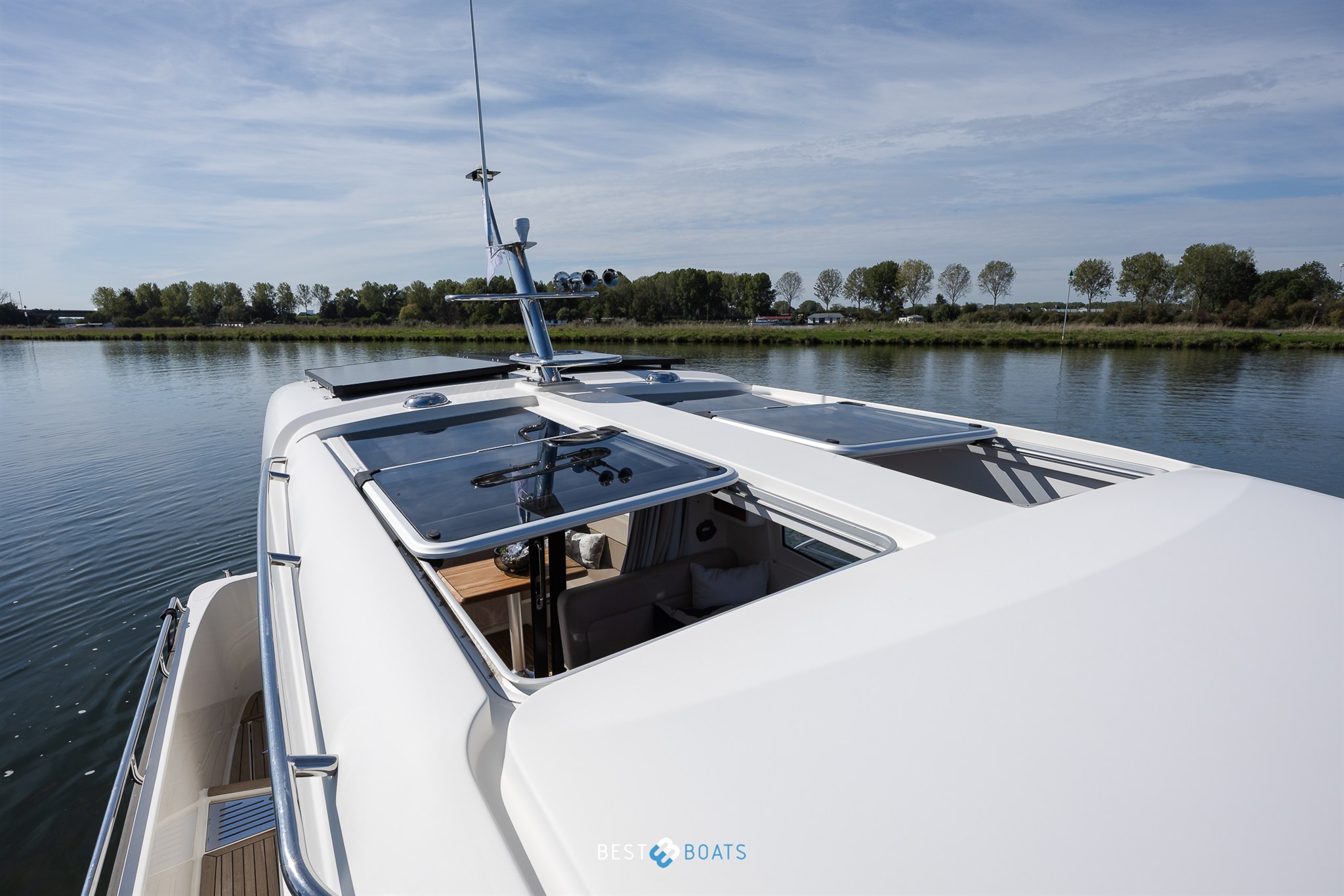 foto: 15 Nimbus 305 Coupé