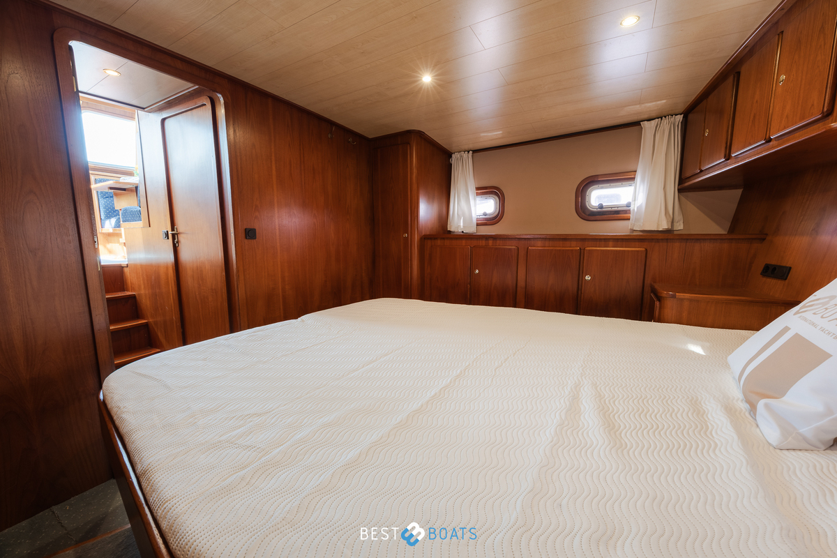 foto: 17 Vripack Spiegelkotter 1150 AK