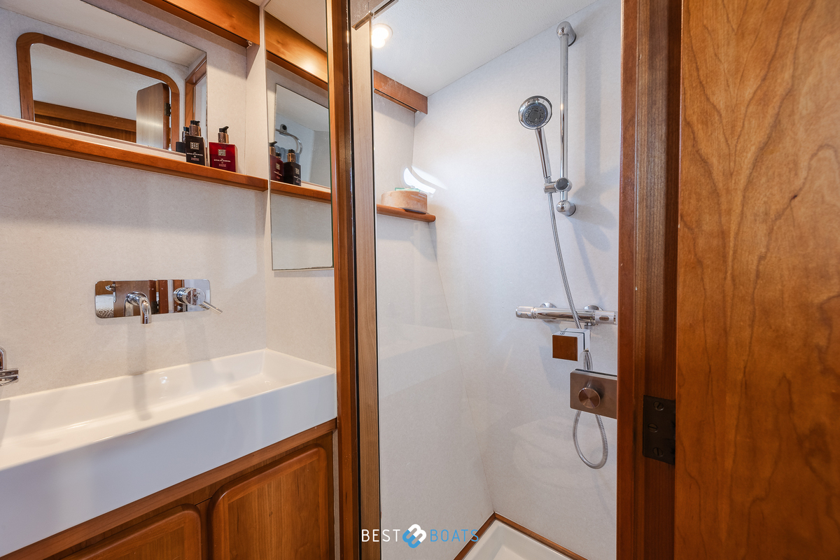 foto: 13 Linssen Grand Sturdy 380 AC