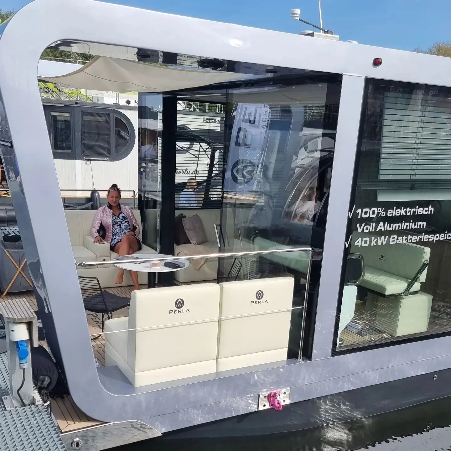 foto: 13 Perla E-vision 42