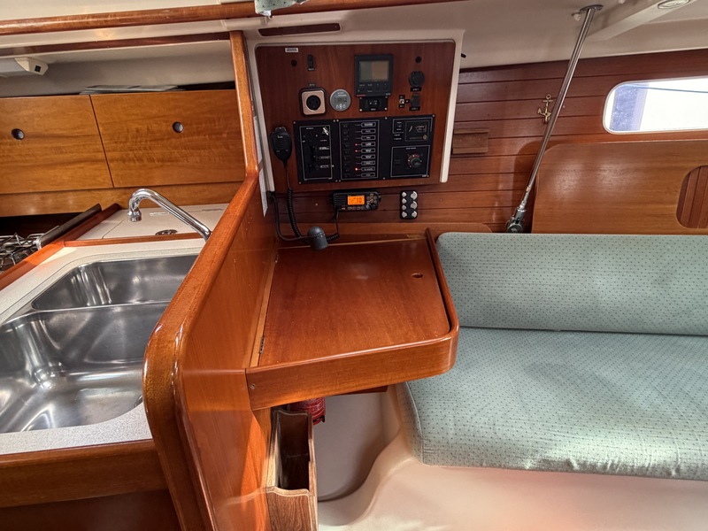 foto: 13 Beneteau Oceanis 321