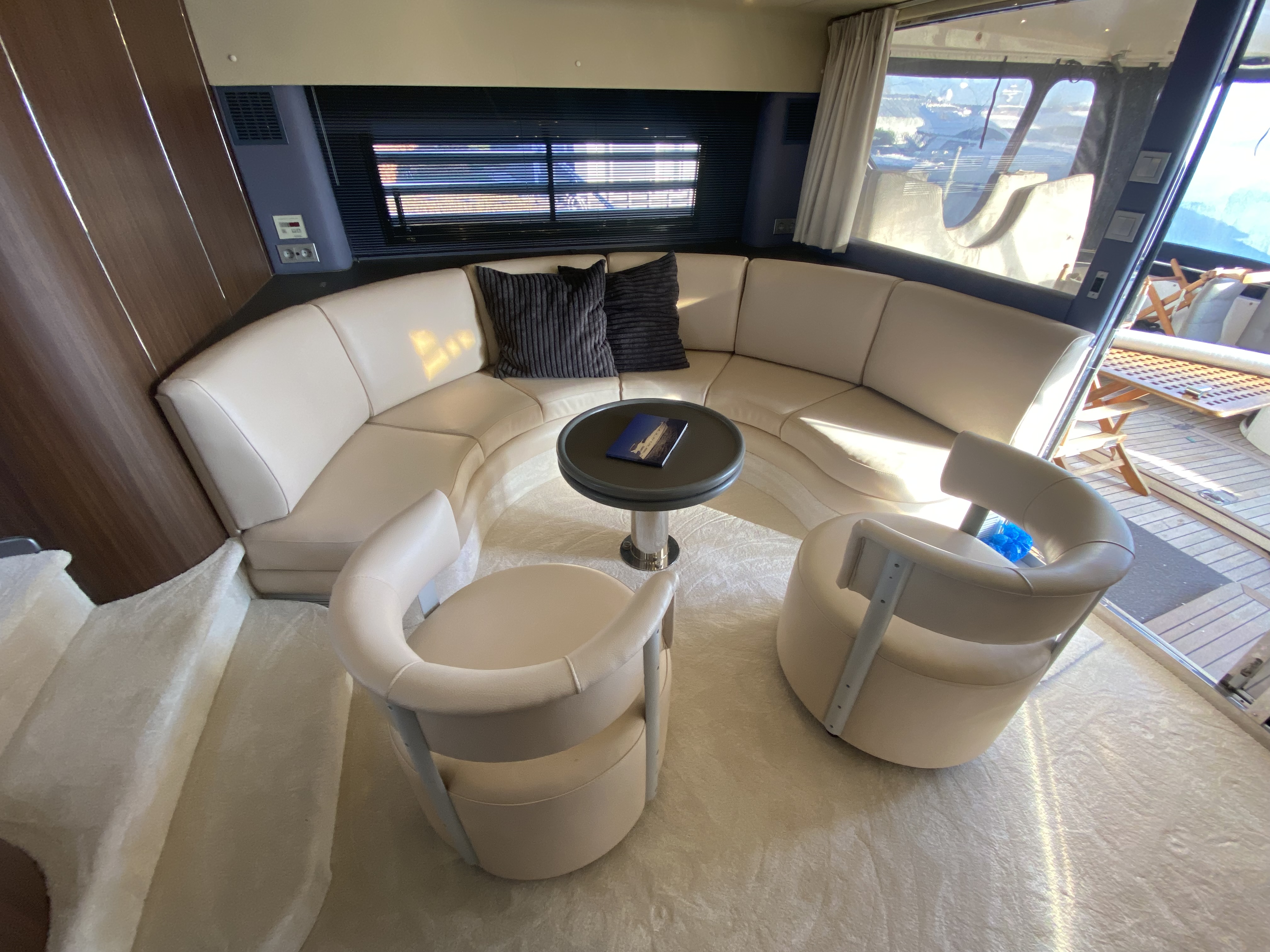 foto: 17 Fairline Squadron 62