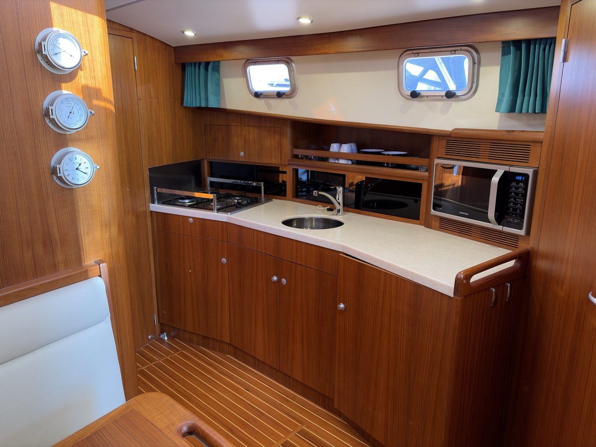 foto: 28 North-Line 37 Wheelhouse