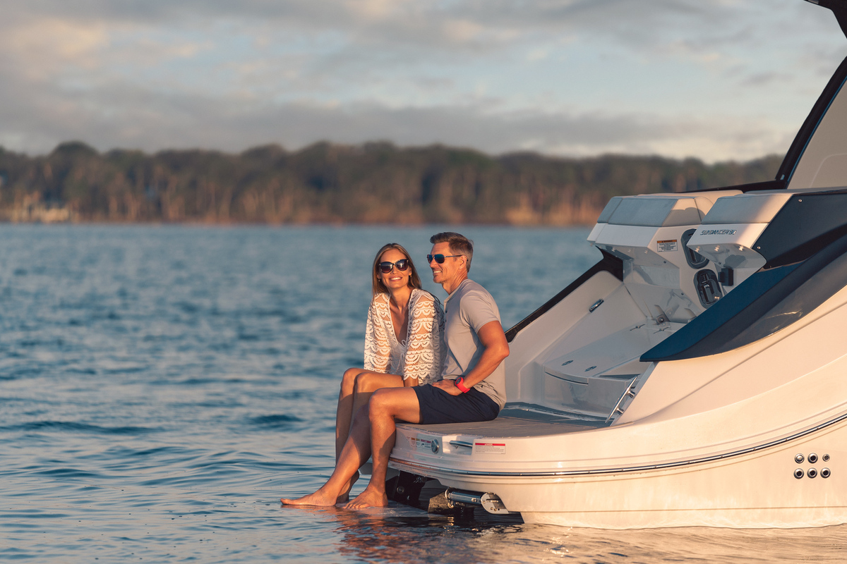 foto: 23 Sea Ray Sundancer 370