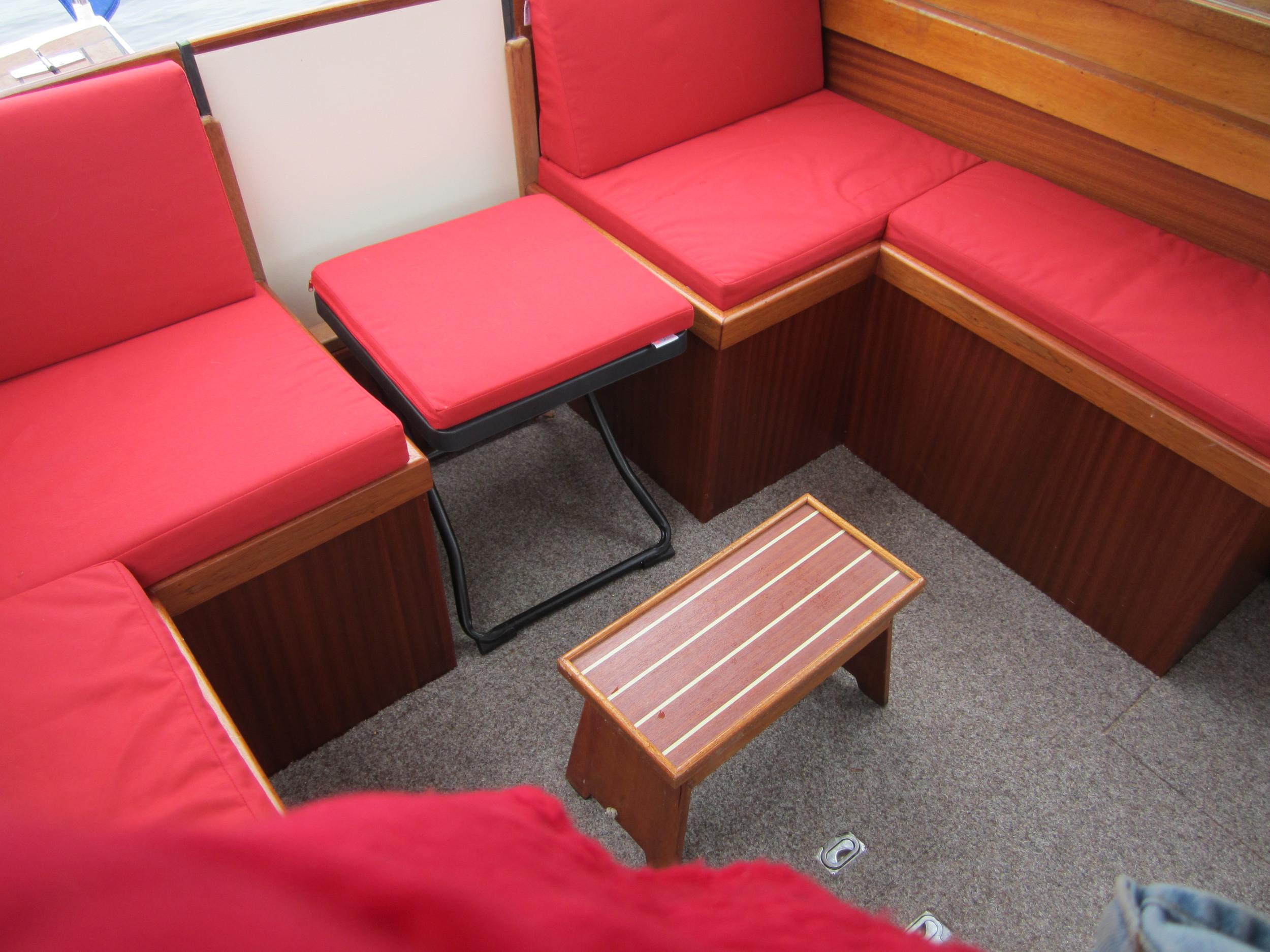 foto: 28 Super Favorite 860 OK