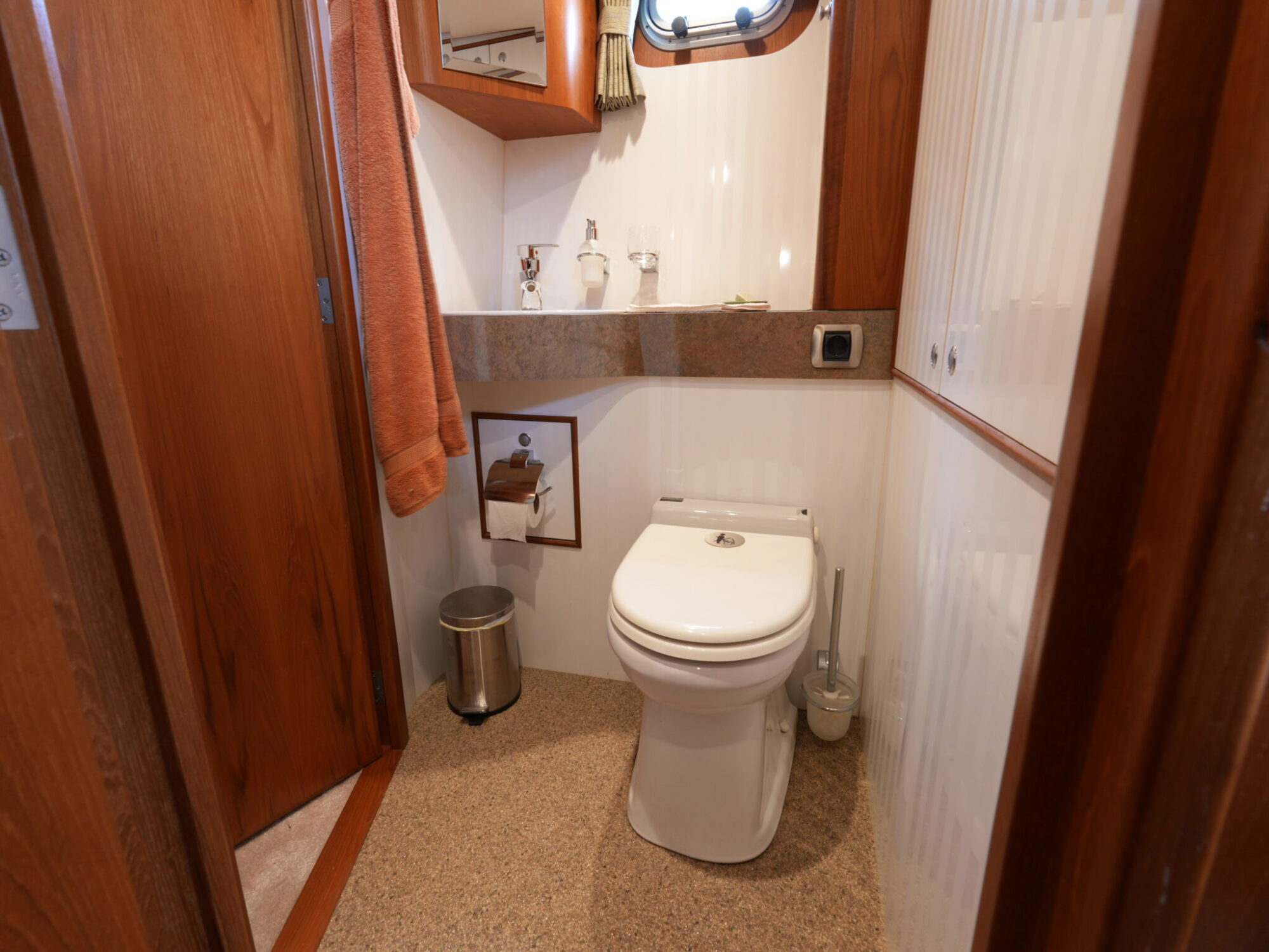 foto: 17 Van Vossen Van Vossen Parade 12.70 AK Exclusive