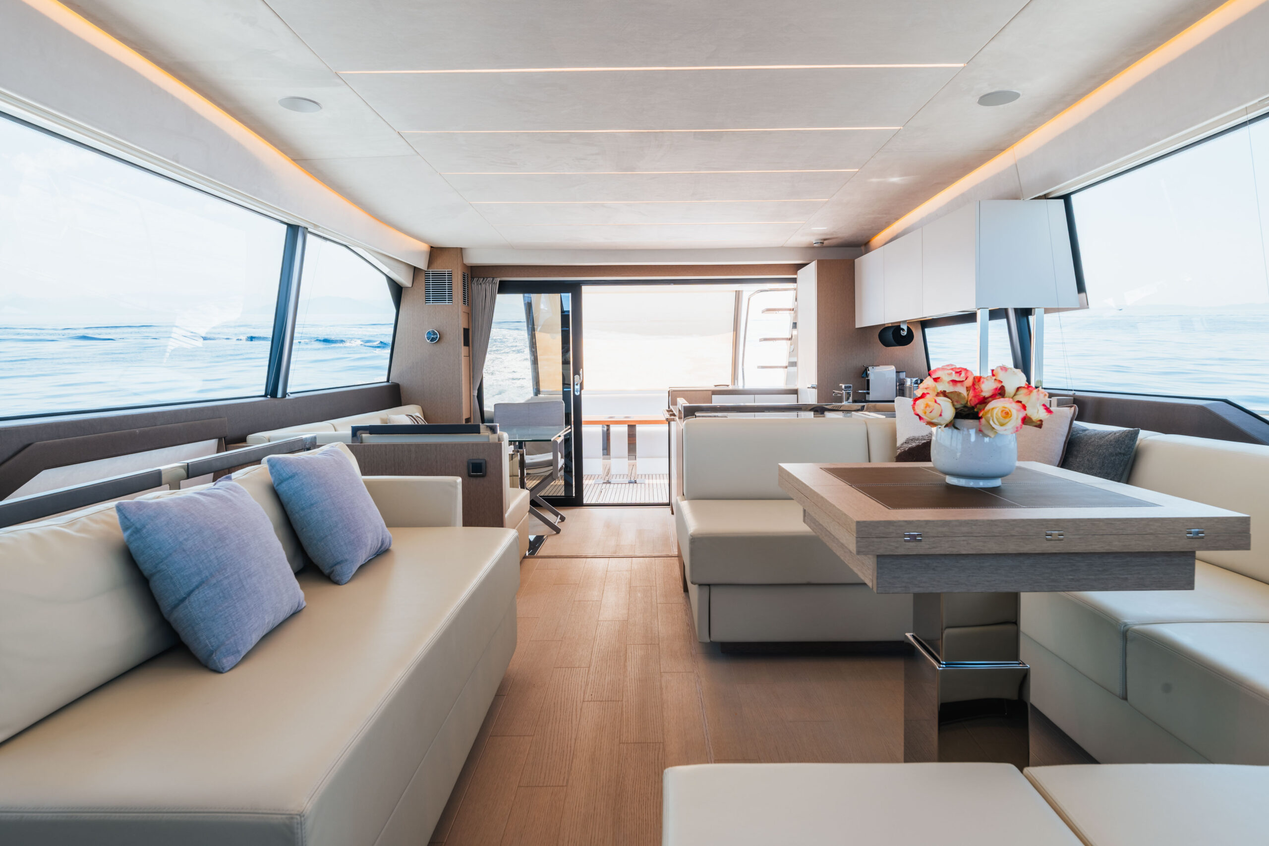 foto: 55 Prestige 690 flybridge
