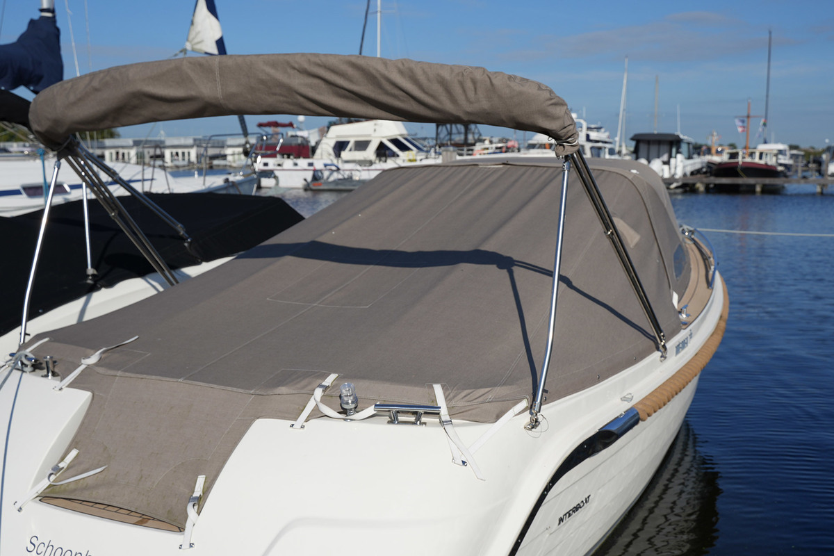 foto: 11 Interboat Intender 780