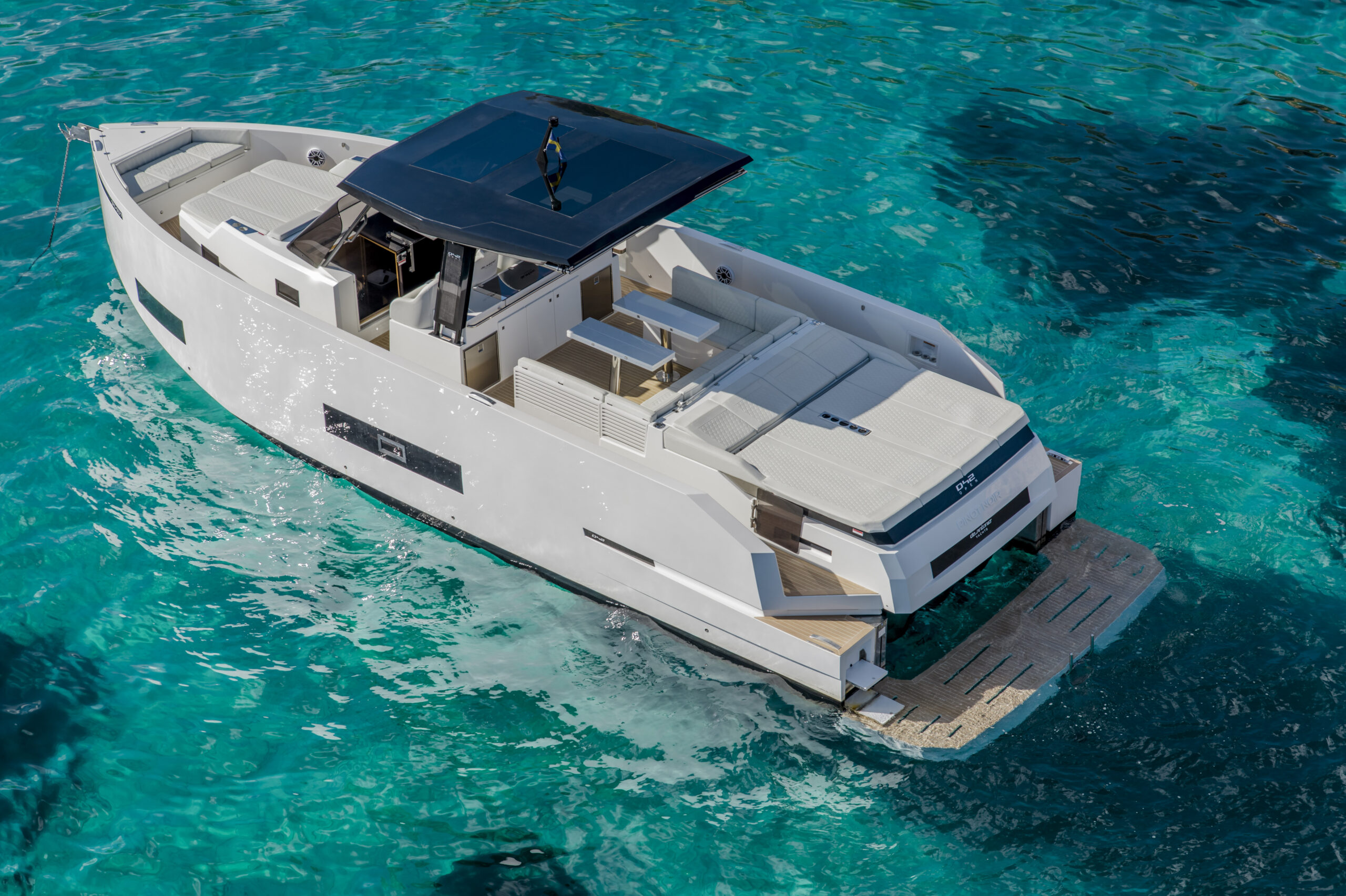 foto: 18 DeAntonio D42