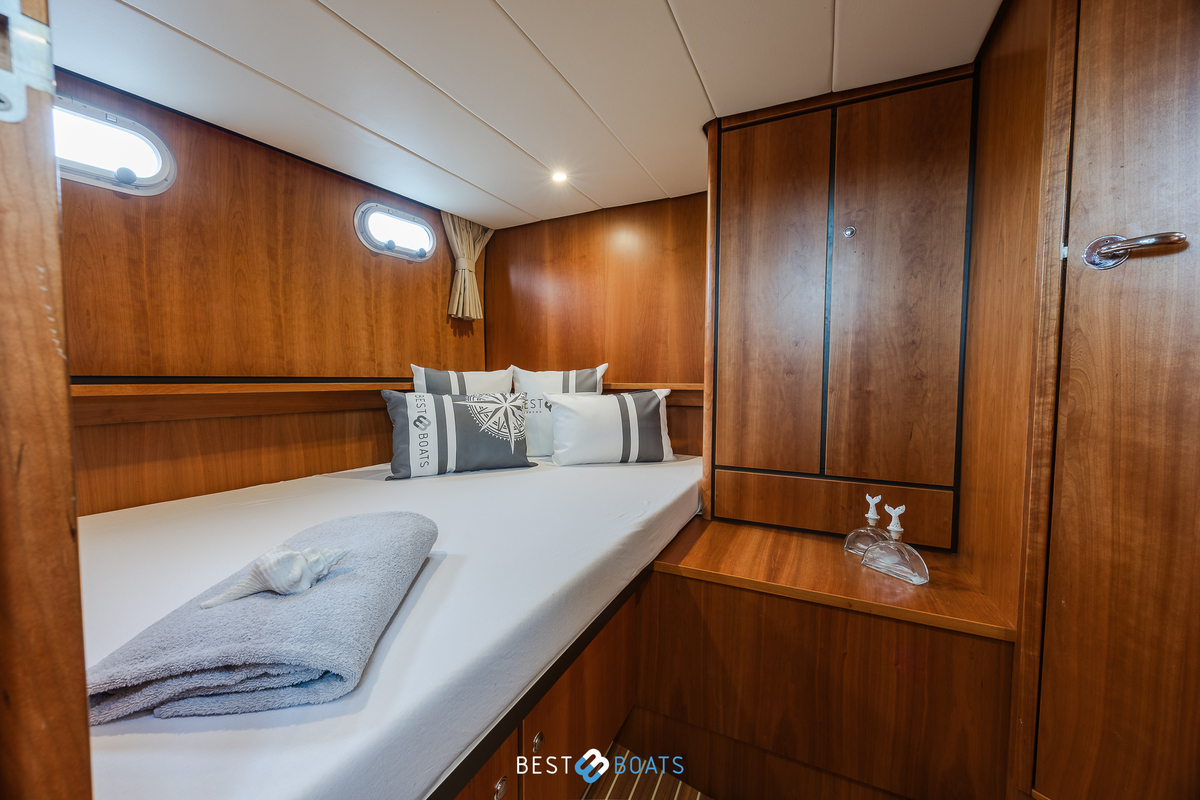 foto: 19 Linssen Grand Sturdy 34.9 AC