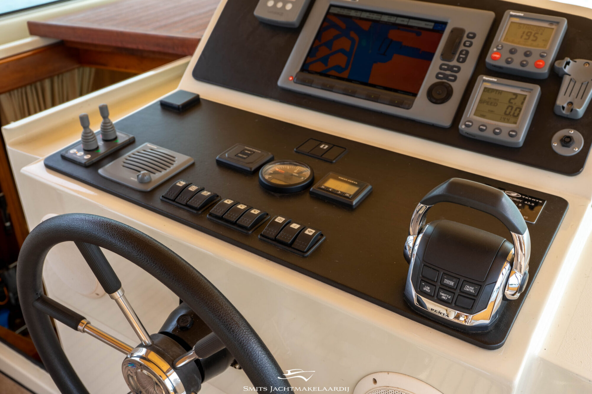 foto: 39 Linssen Linssen Grand Sturdy 43.9 AC