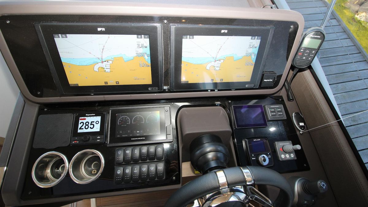foto: 18 Prestige 520 S