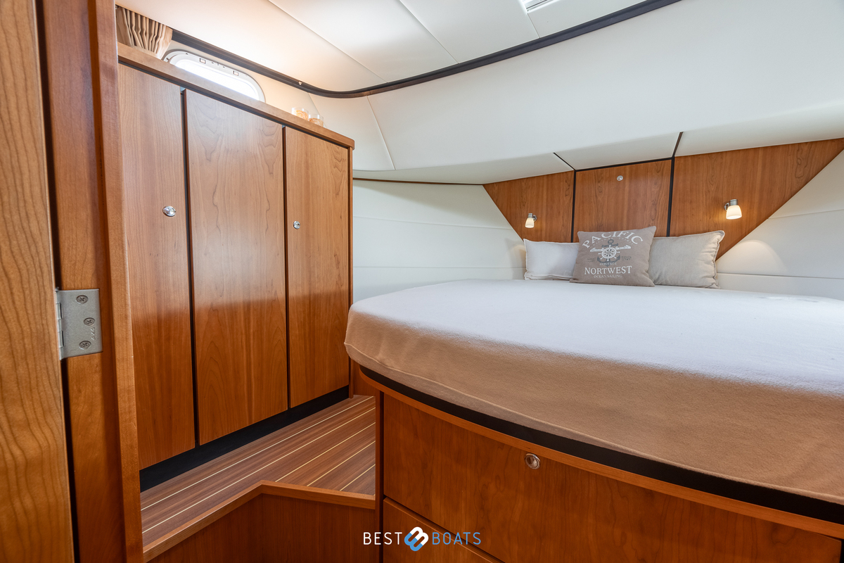 foto: 17 Linssen Grand Sturdy 40.0 Sedan