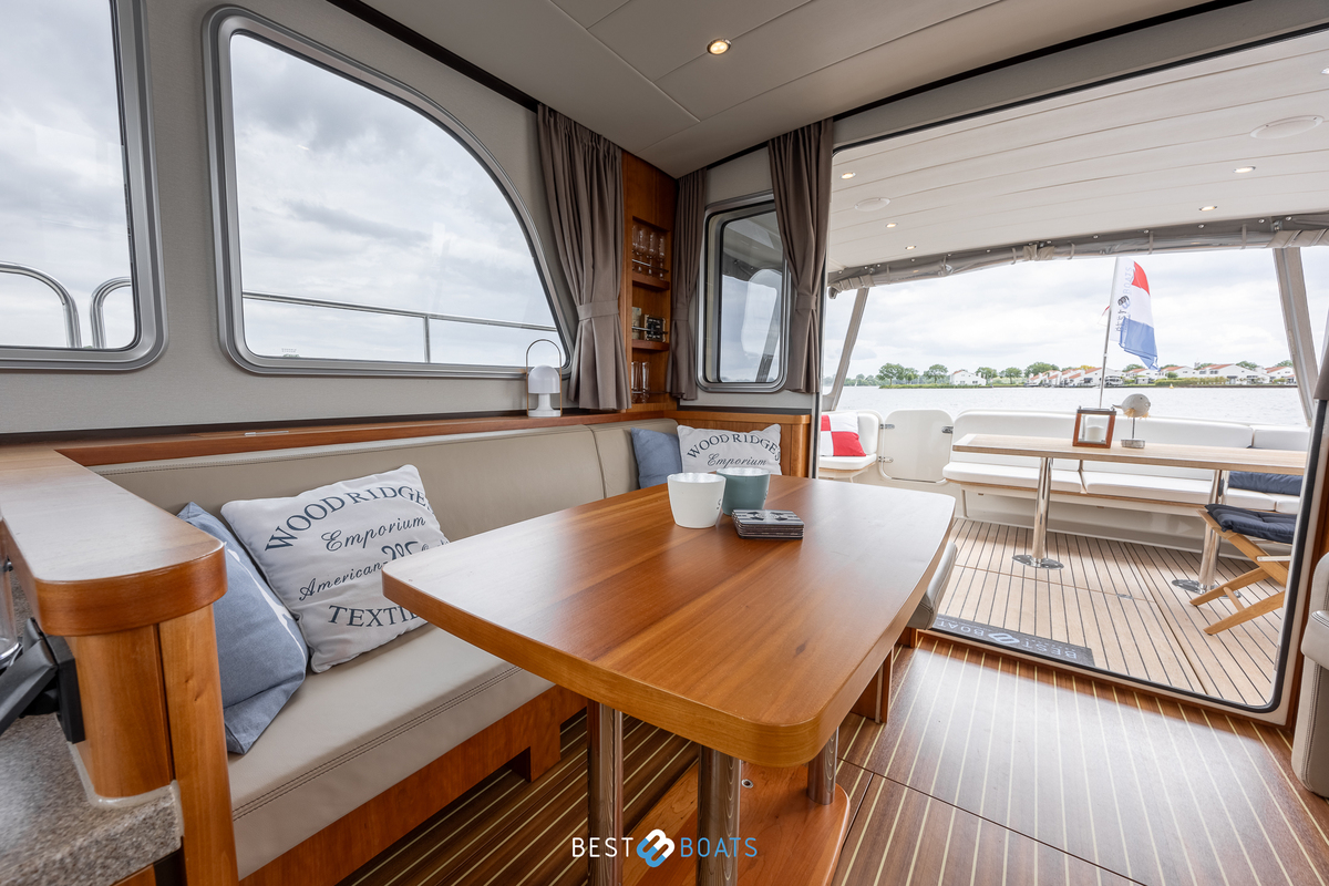 foto: 17 Linssen Grand Sturdy 410 Sedan