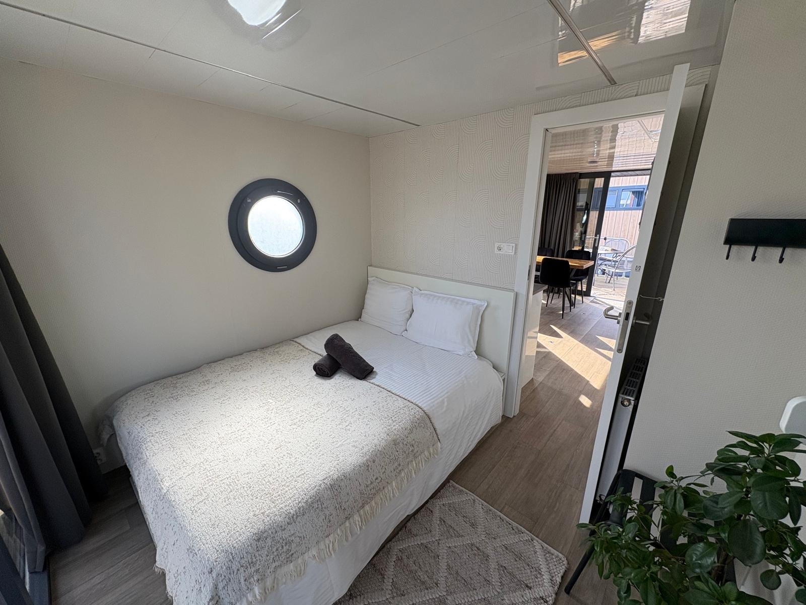 foto: 14 La Mare Apartboat (houseboat)
