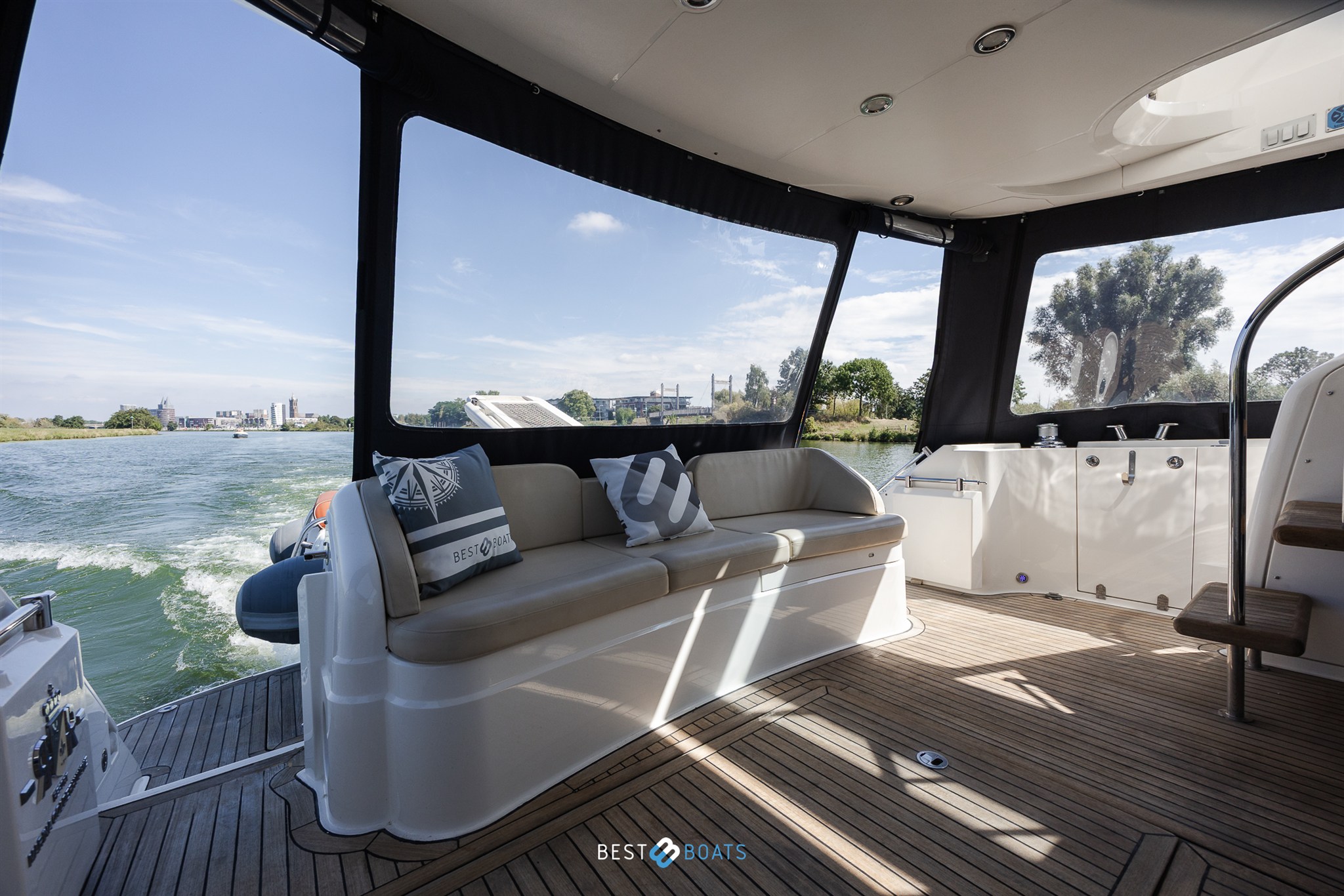foto: 14 Fairline 58 Squadron