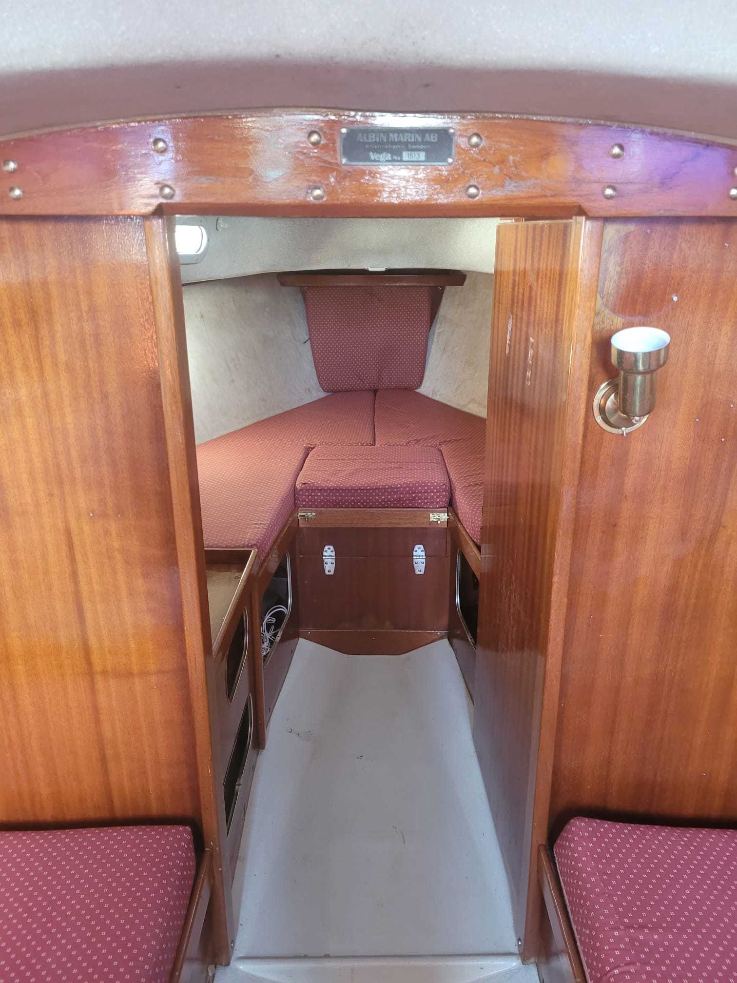 foto: 16 Albin 27 (ex-zeilboot)