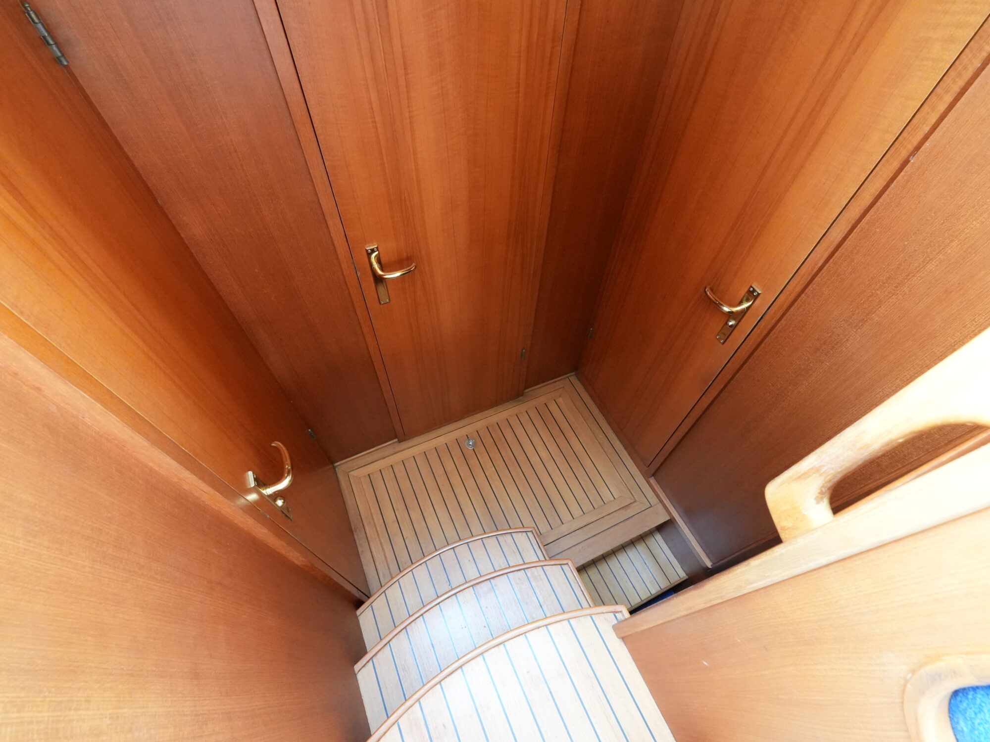 foto: 23 Barkas Barkas 12.00 OK