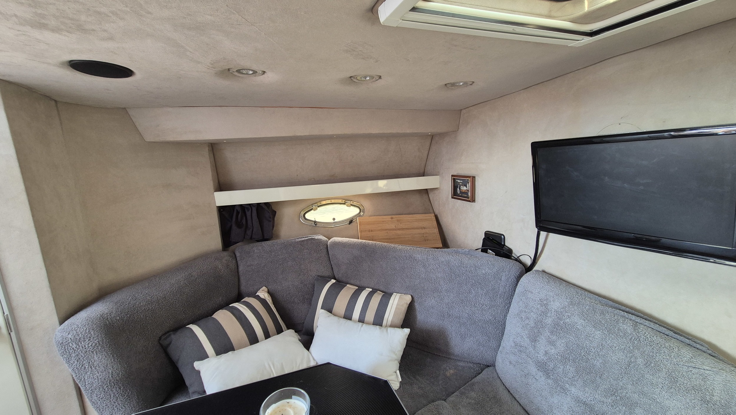 foto: 24 Sunseeker 38 Martinique
