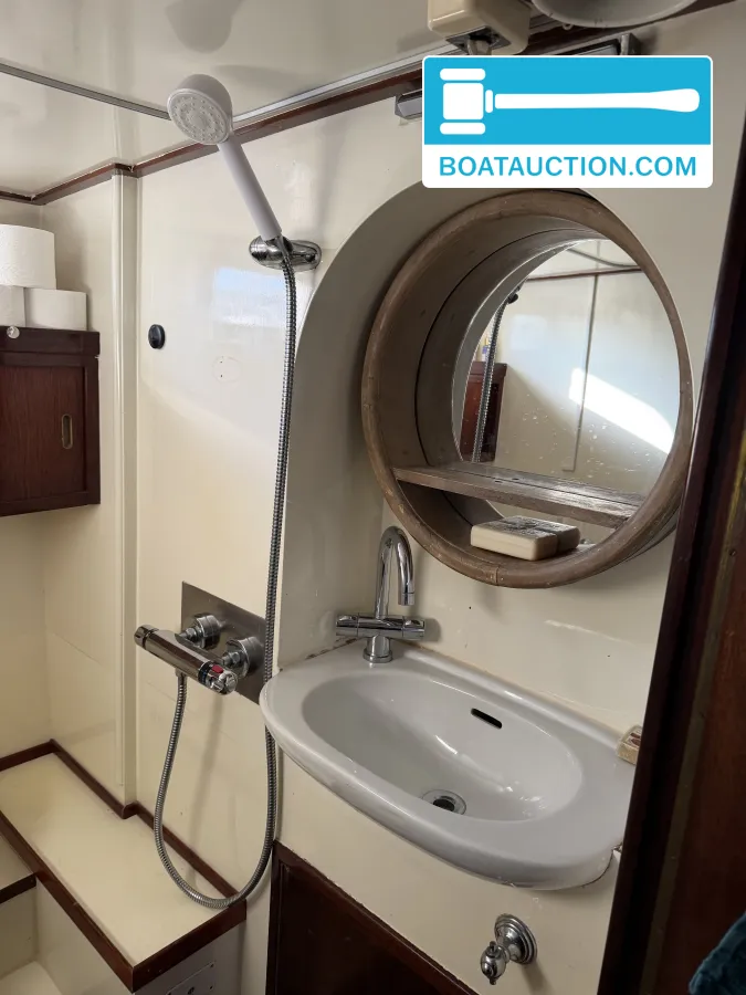 foto: 42 Super van Craft 13.50