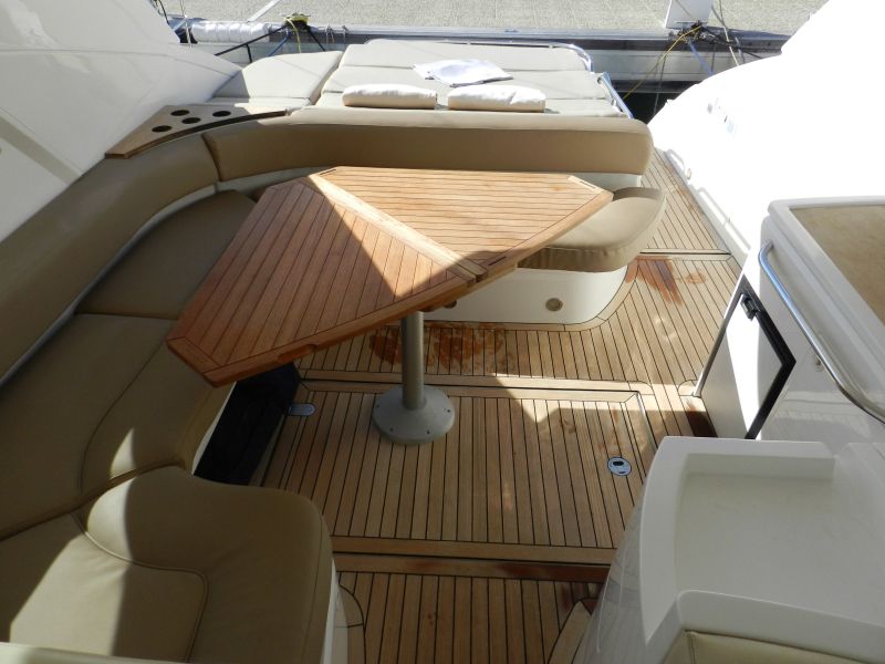 foto: 12 Fairline Targa 47 Gran Turismo