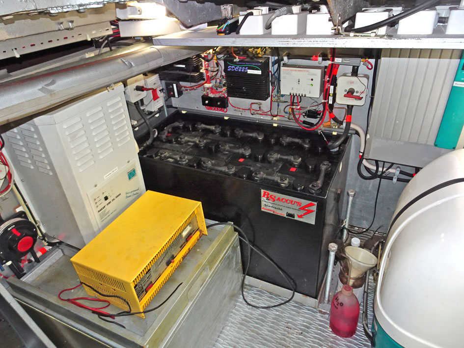 foto: 6 Amsterdammer Sleepboot 15.16