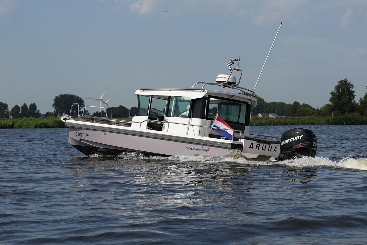 foto: 20 Axopar 28 Cabin