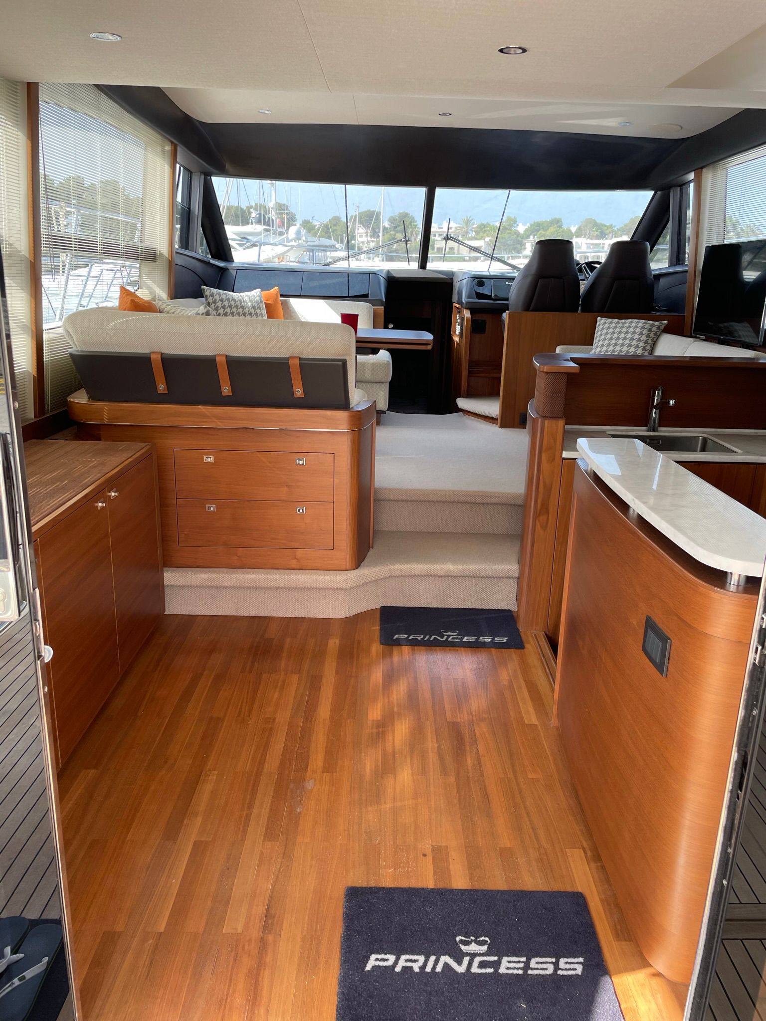 foto: 17 Princess 52