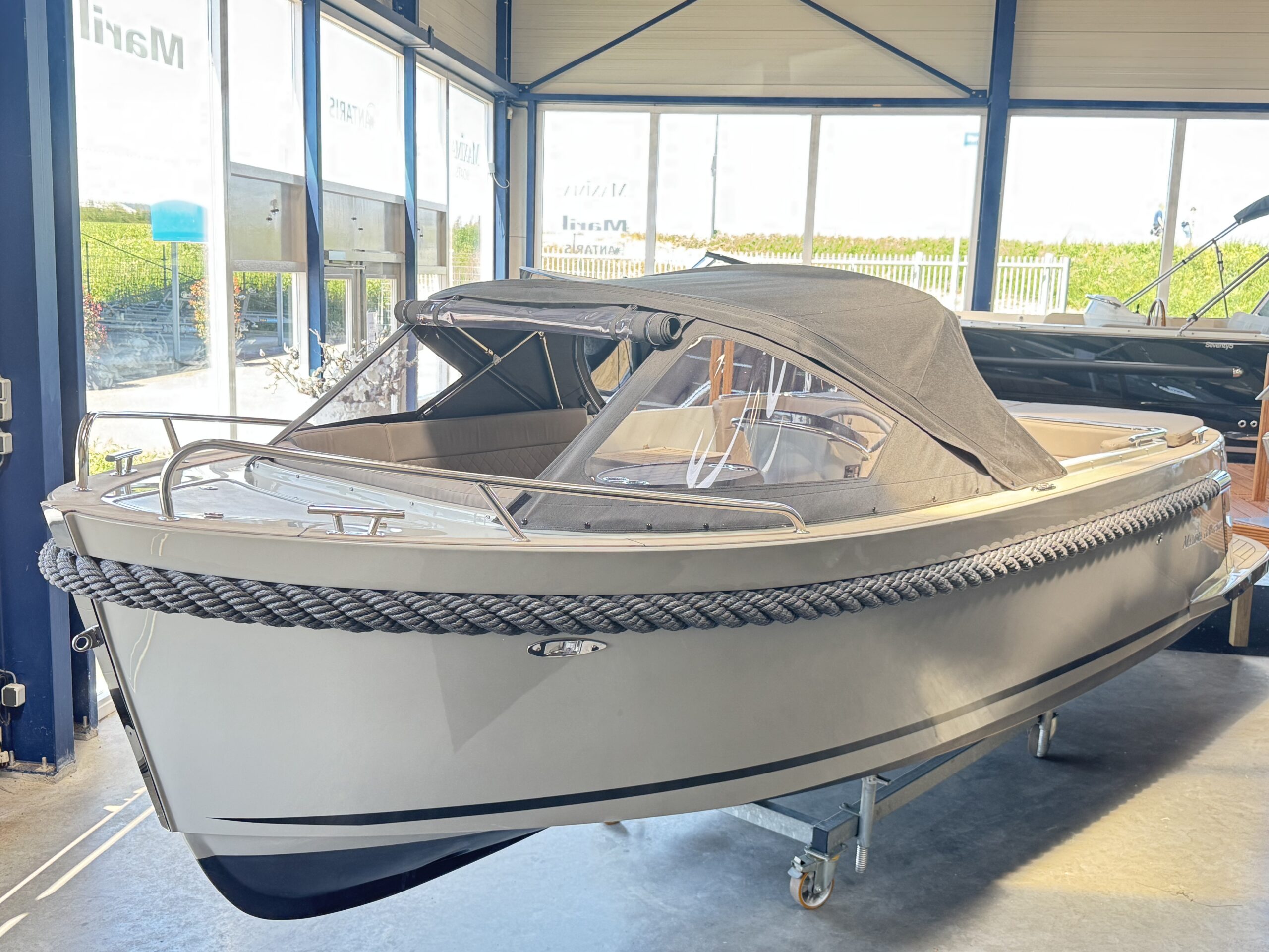 foto: 5 Maxima 620 retro (op voorraad)