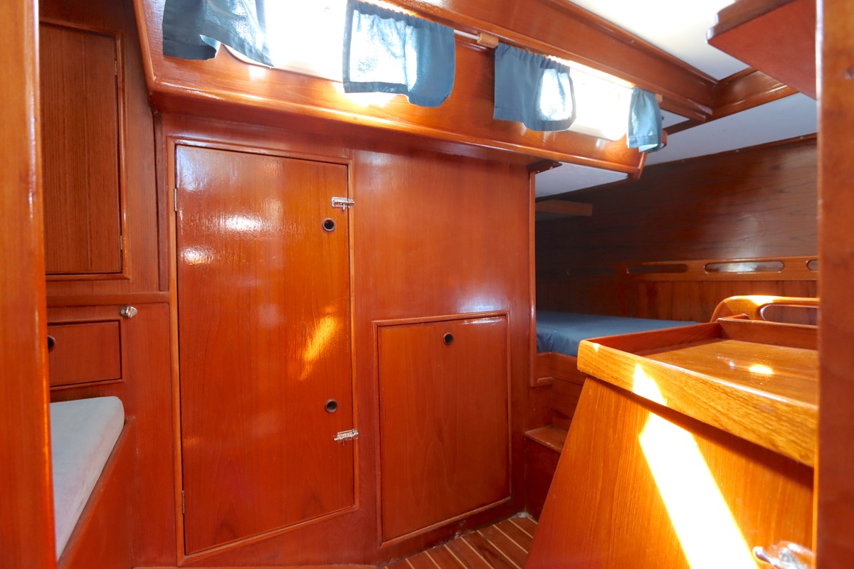 foto: 14 Holman & Pye Red Admiral 36