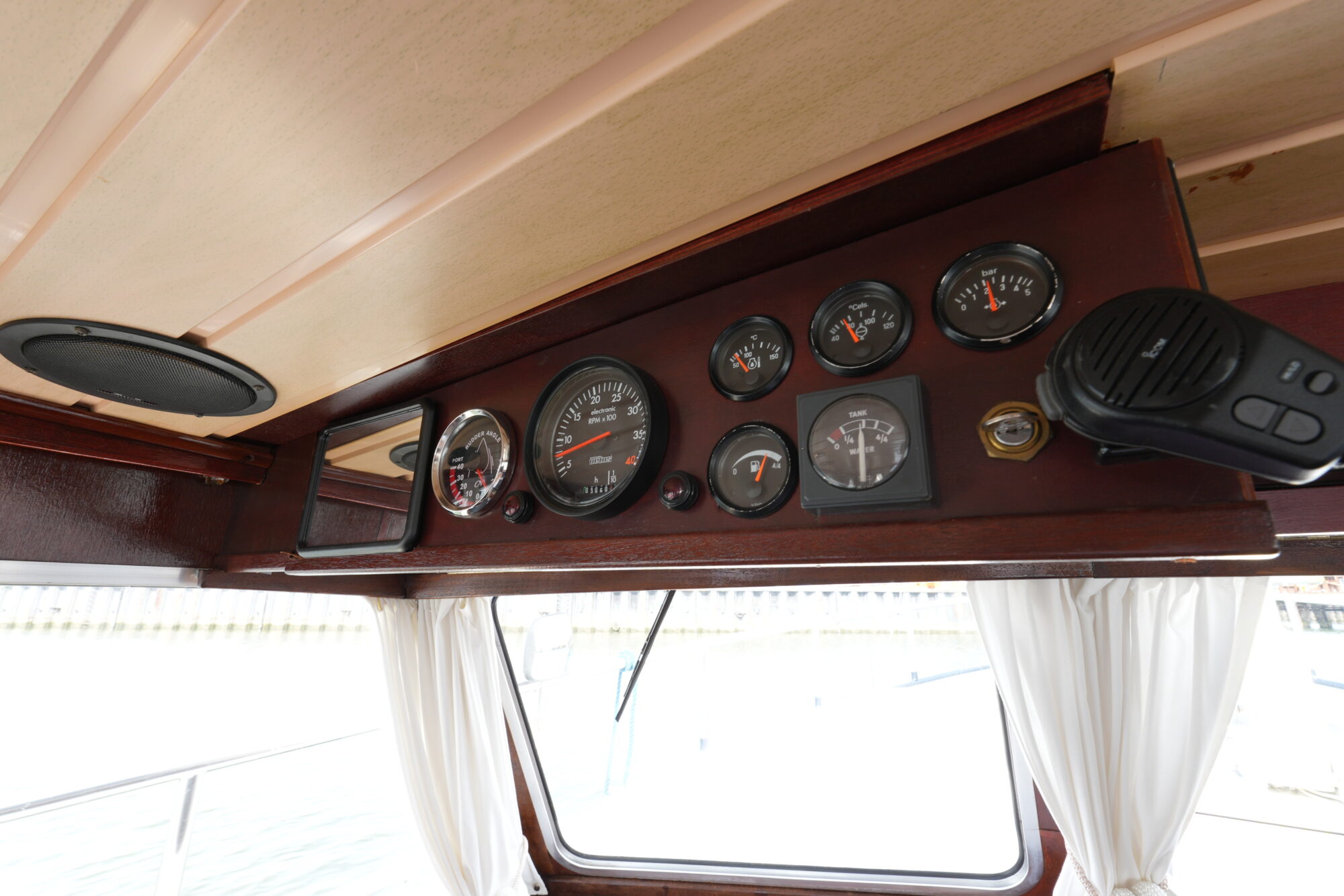 foto: 9 Barkas Barkas 11.00 OK