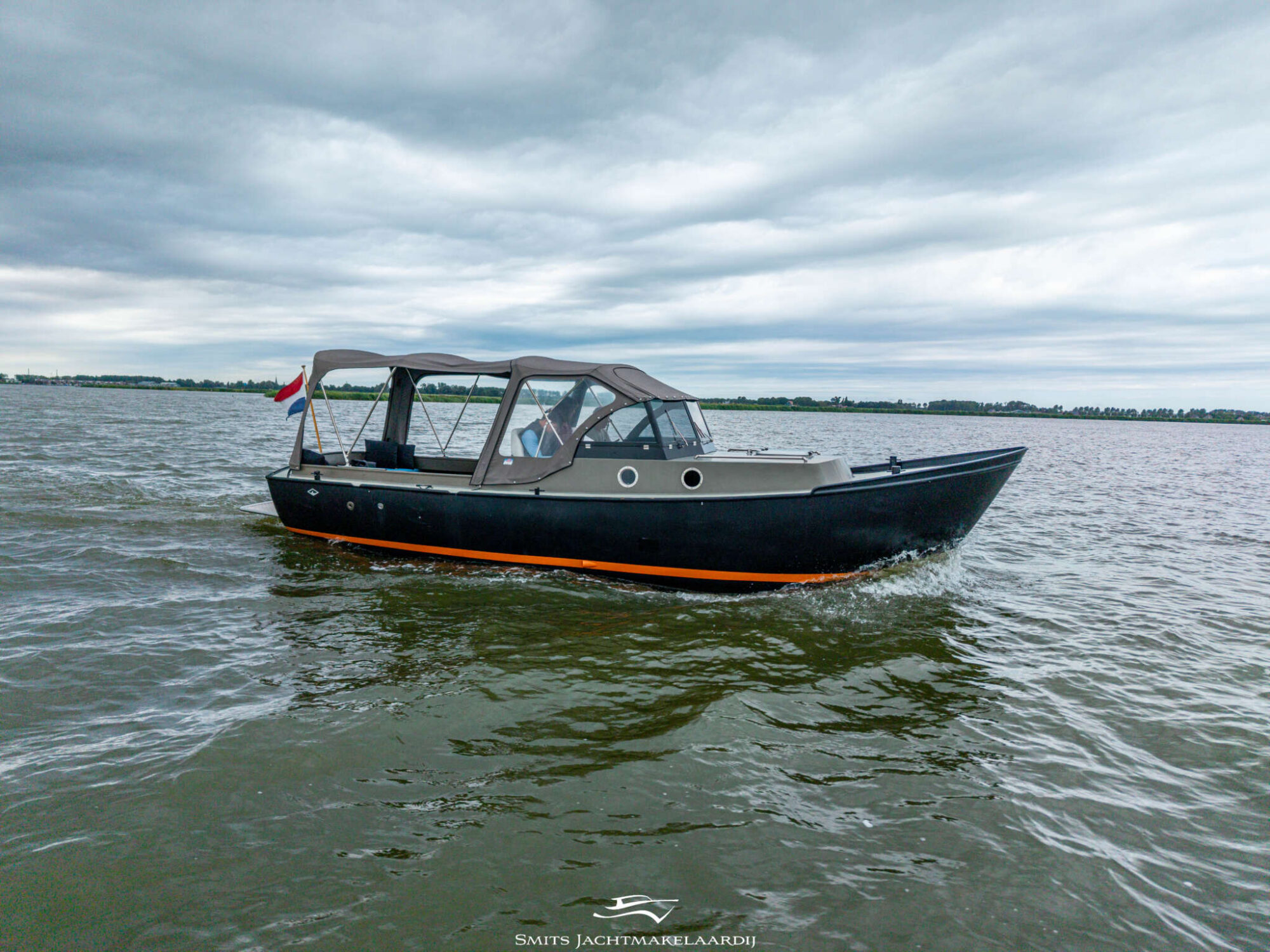 foto: 33 Matez Matez 8.20 OK Cabrio