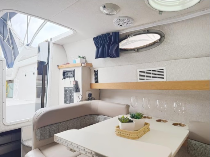 foto: 10 Speedcruiser Four Winns 278