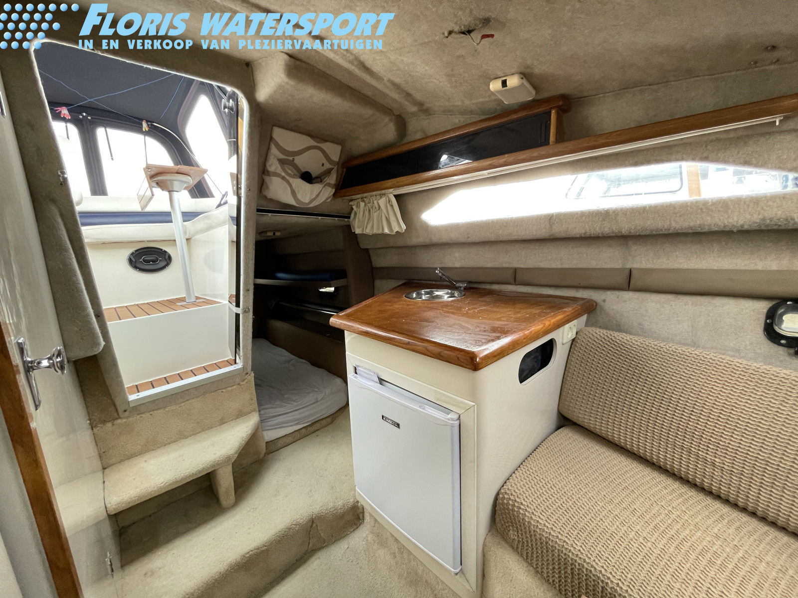 foto: 21 Bayliner 2455 Ciera